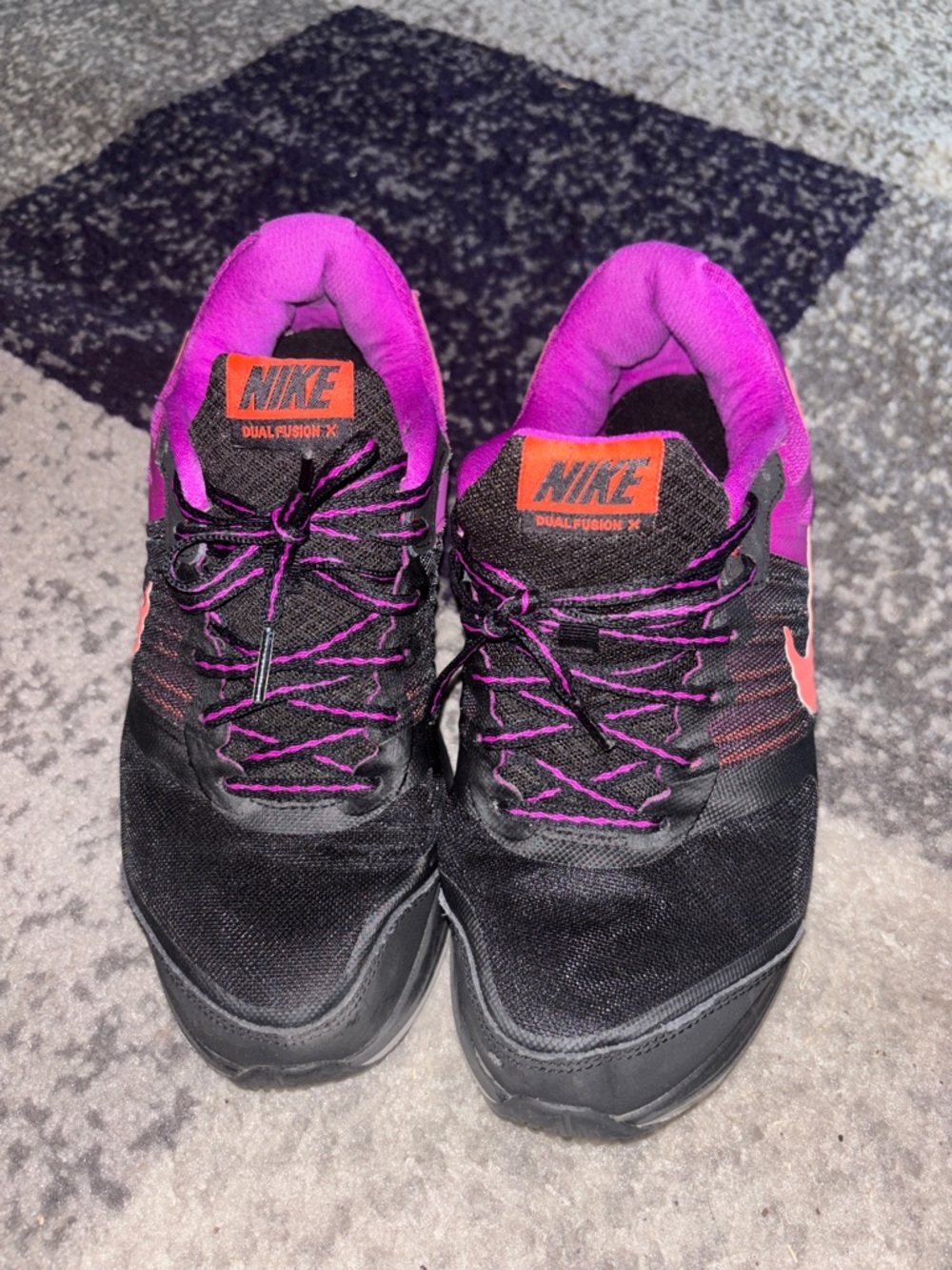Nike Women’s Black & Purple Running Sneakers